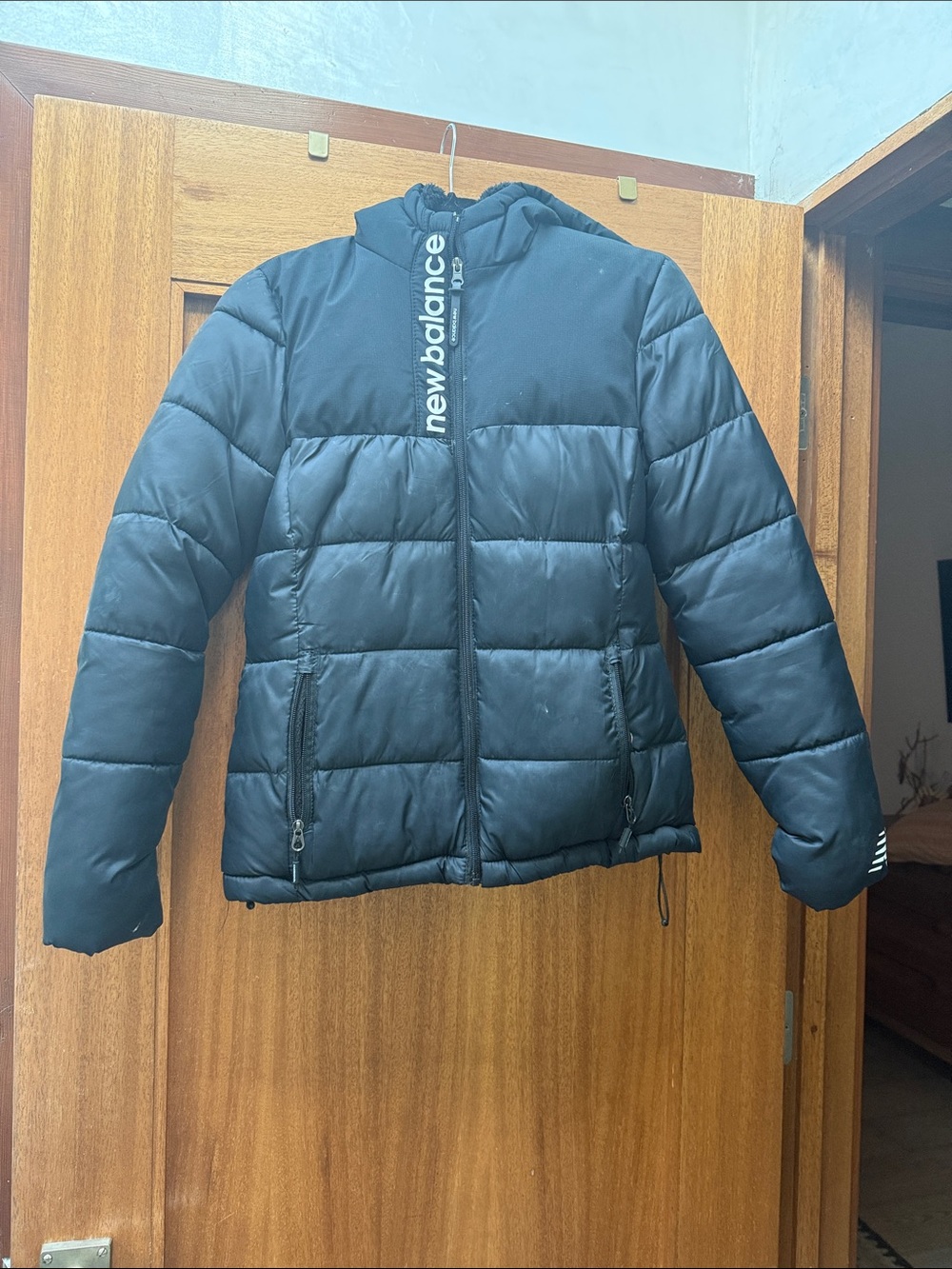 New Balance Black Quilted Hooded Puffer Jacket for women
